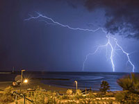 За день над Израилем было зарегистрировано 828 молний