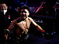 UFC. Генри Сехудо защитил чемпионский пояс, назвал себя 