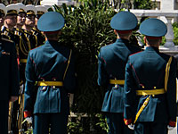 СМИ: 376 участников репетиций парада Победы заразились коронавирусом