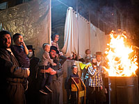 В иерусалимском квартале Меа-Шеарим тысячи ультраортодоксов вместе празднуют Лаг ба-Омер