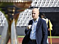 Новый тренер 