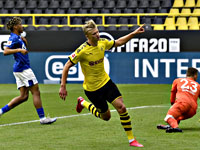 Первый гол возобновившейся Бундеслиги забил норвежский вундеркинд