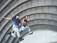 В Иране арестован известный трейсер за поцелуи на крышах Тегерана