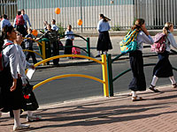 В воскресенье возобновится работа учебных заведений в Бней-Браке