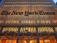 Газета New York Times опубликовала на первой полосе имена умерших от коронавируса