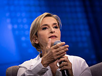 Дана Вайс и телеканал