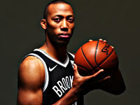 Баскетбол. Акил Митчелл продолжит карьеру в галилейском