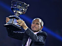 Умер знаменитый теннисист, победитель Уимблдона, Открытых чемпионатов Австралии и США