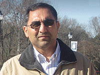 Оправданный судом США иранский ученый вернулся на родину