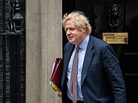 Борис Джонсон пообещал убежище в Великобритании трем миллионам жителям Гонконга