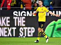 Фанаты напали на автобус 