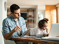 Управление госслужащих рекомендует перевести работников на день в неделю на удаленную работу