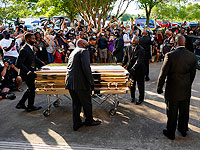 Прощание с Флойдом: золотой гроб и миллионы для семьи. Фоторепортаж