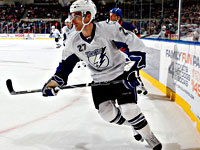 Бывший хоккеист сборных США и Казахстана стал мэром города в Северной Дакоте