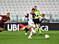 Криштиану Роналду не реализовал пенальти. 