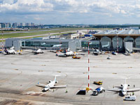 Столкновение пассажирских самолетов в аэропорту Санкт-Петербурга