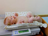 В каких случаях младенцев, родившихся в Израиле, не регистрируют как