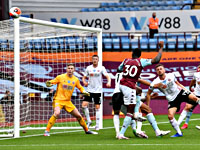 Первый скандал Премьер-лиги. Представители Hawk Eye принесли извинения