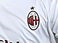 Умер знаменитый футболист, забивший три мяча в финале Кубка европейских чемпионов