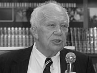 Названа причина смерти сына Хрущева: огнестрельная рана