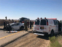 В Негеве столкнулись автобус и автомобиль: один погибший, восемь пострадавших