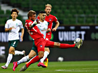 Битва за Бундеслигу. В первом поединке ничья