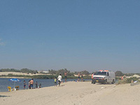 Мужчина, спасший тонувшую женщину и троих детей, утонул в озере возле пляжа Зиким