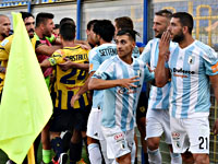 Огненный матч чемпионата Италии. Пенальти, три удаления и драка