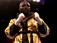 Такам победил. Чемпион и Кортес оказались в одновременном нокдауне