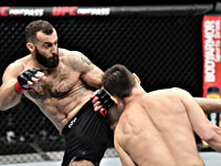 UFC.  Грузин нокаутировал россиянина. Победа молдавско-украинского