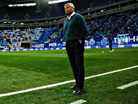 Главным тренером киевского