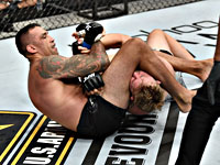 UFC. Уиттакер победил Тилла, Вердум - Густафсона. Рекорд 