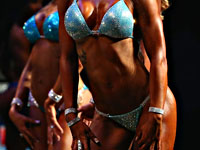 Известная украинская спортсменка снялась обнаженной на фоне белого песка