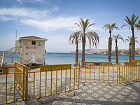 В Эйлате во время купания захлебнулся юноша, пострадавший в тяжелом состоянии