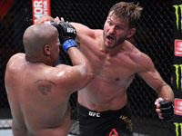 UFC. Стипе Миочич победил Даниэля Кормье