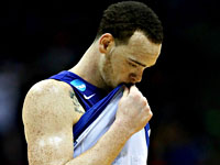 Реджи Апшоу перешел из хайфского 