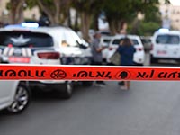 В Холоне ножом тяжело ранен охранник, отказавшийся пропустить человека без защитной маски