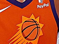 Модель похвасталась сексом с семью игроками 