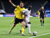 Португальцы без Криштиану Роналду разгромили хорватов. Французы победили в Швеции