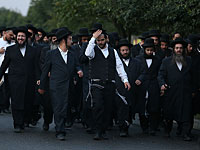 Хасидские паломники порушили заграждения у могилы раввина Нахмана в Умани. ВИДЕО