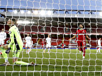 Салах забил три мяча.  