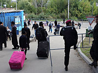 Около тысячи израильтян больше недели ночуют под открытым небом на границе Украины