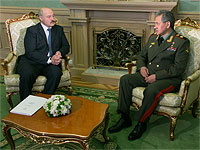 В Минск прилетел министр обороны РФ Сергей Шойгу