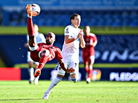 Голевая феерия в Лидсе. Дубли Кошты и Митровича