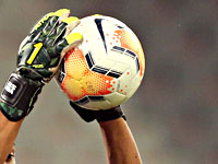 Сергей Ребров вывел