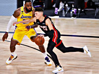 Начался финал НБА. Леброн Джеймс сделал дабл-дабл. Драгич получил травму