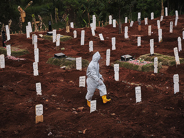 Коронавирус в мире: 35 миллионов заразившихся, более 1 миллиона умерших. Статистика по странам