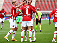 Не забитый пенальти. Удаление вратаря. Ведя на 57-й минуте 4:0, АЗ не смог победить