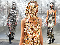 Пако Рабан предлагает примерить кольчуги . Фоторепортаж с недели моды в Париже