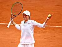 Первой финалисткой Открытого чемпионата Франции стала Ига Швентек